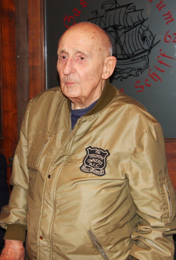 Hans Bahmer hat uns am 11. Jänner 2022 für immer verlassen.